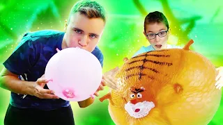 ON FAIT EXPLOSER DES BALLONS ANTI-STRESS GÉANT !!!