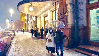 [4K] 🇷🇺MOSCOW Christmas Snowfall Walk 🎄Happy New Year Lights 🎅 Tverskaya Street