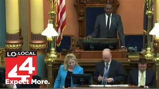 Michigan Senate votes to repeal right-to-work law