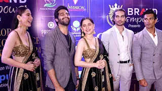 Heeramandi Actress Sanjeeda Sheikh With Film Fighter Team at Global Excellence Awards 2024