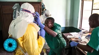 AKTUELL Ebola Impfkampagne beginnt - Clixoom Science & Fiction