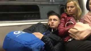 Литвин пранк в метро, прикол