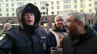 Политические провокации против пикетчиков.