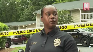 Triple shooting leaves 2 dead, 1 critical at Cobb County apartments