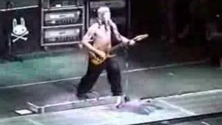 Limp Bizkit - Master Of Puppets (St. Louis 1999)