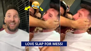 😂Messi is Lovingly Slapped by a Fan in the Huge Argentina Crowd Outside Restaurant!