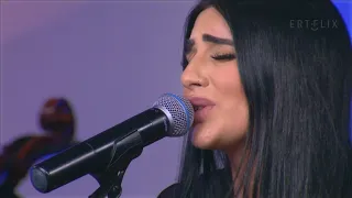 Sarina Cross - Αυτό το τραγούδι