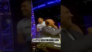 Randy Couture vs Fedor: two legends finally meet but on very friendly terms. #pflmma #kiss