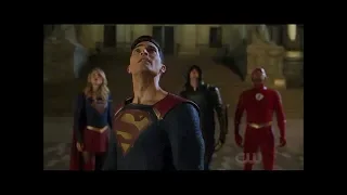 Parte 1 | Superman, Green Arrow, Flash y Supergirl vs Amazo - ELSEWORLDS | Parte 1 - Sub. Español