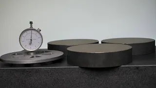 Lapping Plates using the Whitworth 3 plate method.