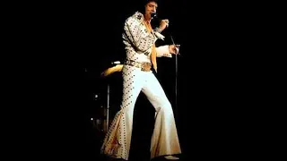 Elvis Presley - 26 January 1972 Opening Show - Review and Analysis by John and Leon