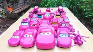 Amazing! Clean up muddy minicar falling into the water & a convoys disney cars! Play in the garden12