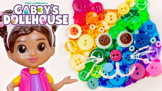 Crafting Kitty Faces with Buttons! 😼 | GABBY'S DOLLHOUSE TOY PLAY ADVENTURES