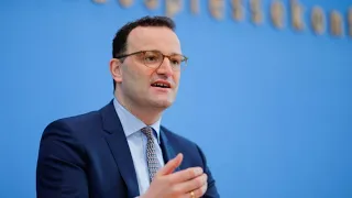 Gesundheitsminister Spahn: „Letzte Schritte im Pandemie-Marathon sind eine Tortur“