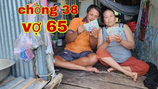 Niềm vui chồng U38 vợ U65 cả đời chưa được số tiền