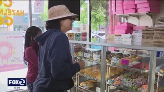 Loyal customers buy out Oakland donut shop after robbery