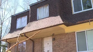 Atlanta homeowners upset HOA won't make repairs