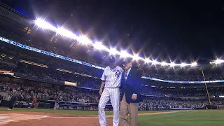 2010 ALDS Gm3: Yogi throws out the first pitch
