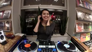 LIVE! AT THE LAB w/ Amy Janelle - DJ Set At Turntable Lab