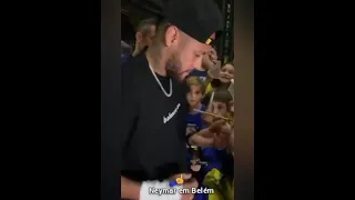 Chegada de Neymar em Belém/PA | Fãs piraram o cabeção na recepção de hotel noite de segunda-feira,04