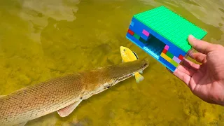 Lego Fish-Trap Attacked By Vicious Fish Eater!!