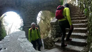 SENTIERO della SPERANZA - SANTUARIO MADONNA della CORONA anello da Brentino