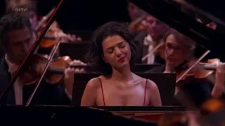 Khatia Buniatishvili plays Grieg's Piano Concerto
