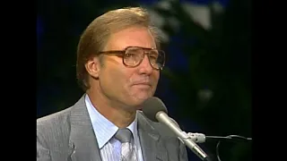 Leaving On My Mind - Jimmy Swaggart : The Classics LIVE