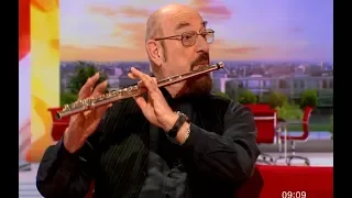 Playing The Flute To His Cat: Jethro Tull Ian Anderson