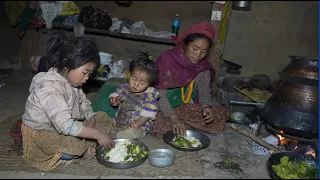 Nepali village || Cooking greens and parsley in the village