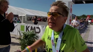 60-årige Solvei trodser kræft og gennemfører halv ironman - De Uhelbredelige?