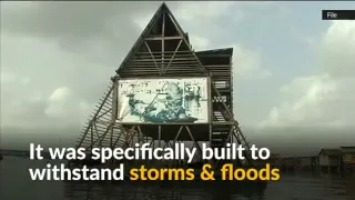 Storm destroys Nigeria's floating school