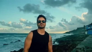 Luis Fonsi & Eiffel 65 - Despacito &  Blue (Da Ba Dee) (MASHUP || REMIX)