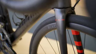 Carbon Fiber Bikes - Are They Strong Enough? (ft. Raoul Luescher)