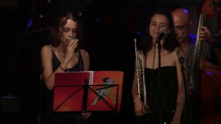 2018 Dança de Solidao JOAN CHAMORRO PRESENTA ALBA ARMENGOU ( feat ANDREA MOTIS )