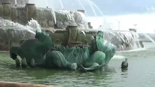 Buckingham Fountain In Downtown Chicago!