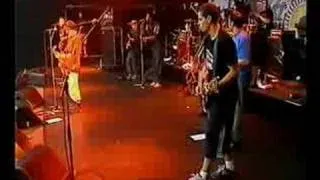 Manu Chao - Intro & Machine Gun (Live)