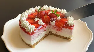 The famous strawberry cheesecake that drives the whole world crazy! Heavenly delicious cake