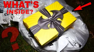 STRANGE MYSTERY BOX FOUND!! GAMESTOP DUMPSTER DIVING!!