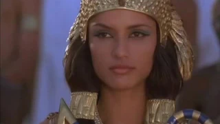 Cleopatra Leonor Varela