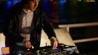 Special Guest Hardcore Mix by Gammer (UK) in front of the Harbour Bridge!