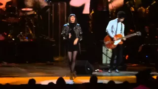 30th Annual Rock n' Roll Hall of Fame Inductions - 2015 - Yeah Yeah Yeah's - Lou Reed - Vicious