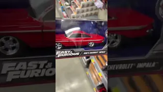 👀 Hunting Chevy Impala Walmart #markystoyworld #peghunting #diecast #cars #shorts