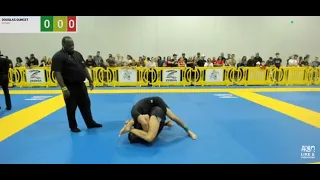 Rubber guard Triangle sweep