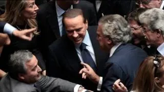 Berlusconi just survives Italian confidence vote