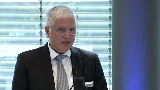 Finanzvorstand Dr. Jürgen Voß bei der Hauptversammlung 2024