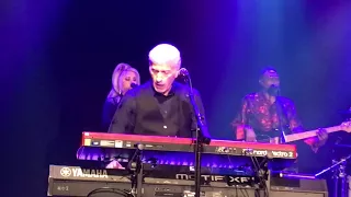 Dennis DeYoung - Fooling Yourself ( The Angry Young Man )