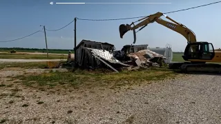 Building Tear Down, Ripping up Carpet & Cleaning Out a Grain Bin Season 4 Episode 12