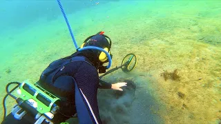 Found Platinum Jewelry BUT What's in That HOLE!! Underwater Metal Detecting