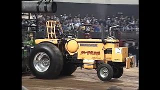 2003 NFMS Super Farm Tractor Pulling Louisville, KY